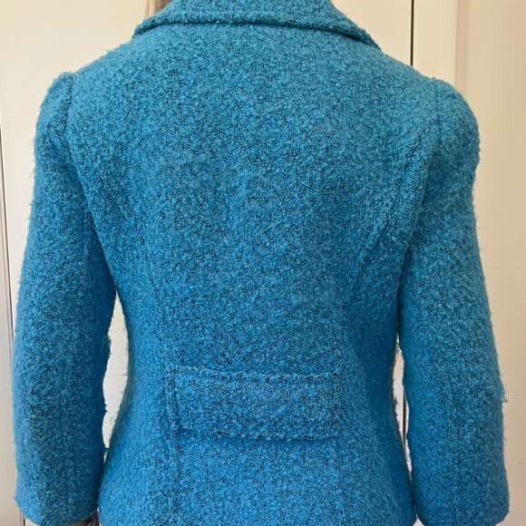 Turquoise blue, short waisted jacket with 2 buttons in front by CAbi size 0 - Picture 2 of 4